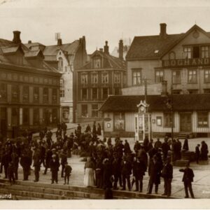 Loennechen Bokhandel 011